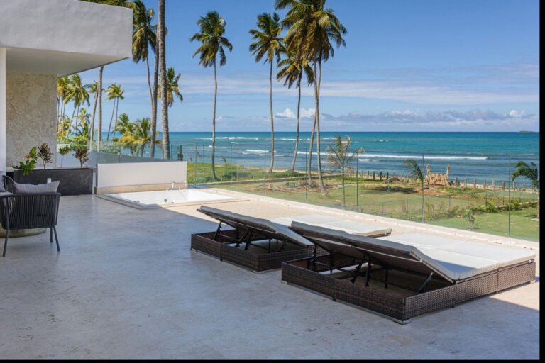 villa-dominican-republic-caribbean-luxury-pool-valentina-terr-1_h_l